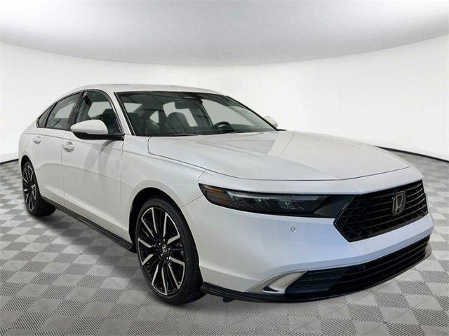 new 2025 Honda Accord Hybrid car