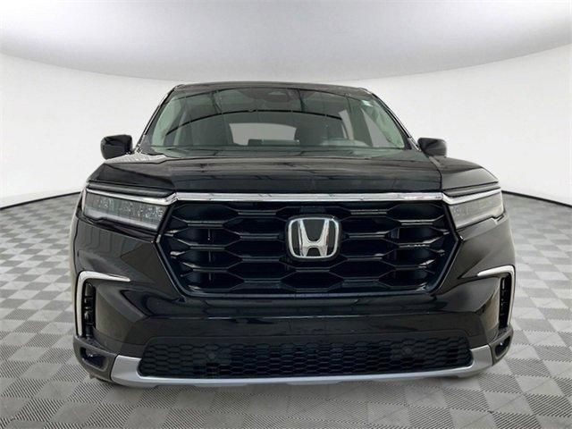 new 2025 Honda Pilot car, priced at $44,268