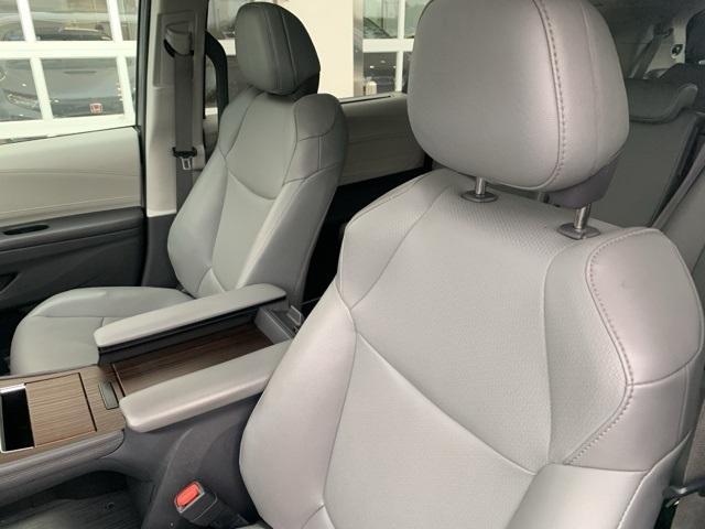 used 2022 Toyota Sienna car, priced at $38,422
