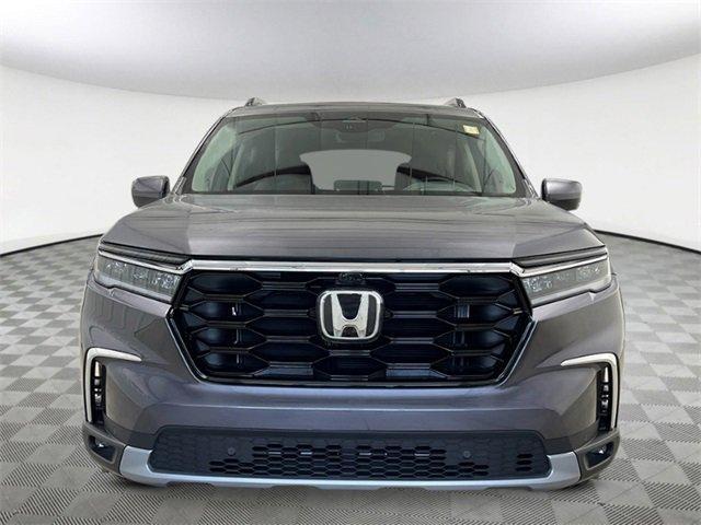 new 2025 Honda Pilot car, priced at $51,705