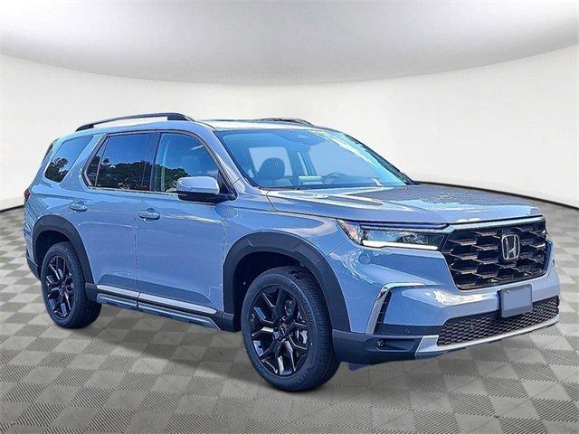 new 2025 Honda Pilot car, priced at $49,803