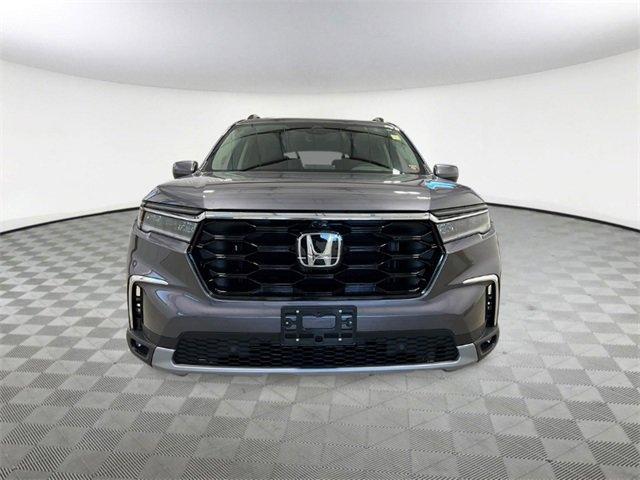 new 2025 Honda Pilot car, priced at $51,984