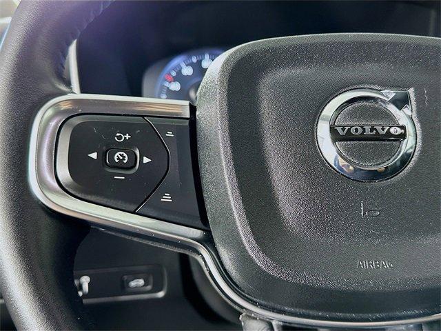 used 2021 Volvo XC40 car, priced at $25,895