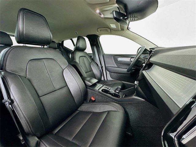 used 2021 Volvo XC40 car, priced at $25,895