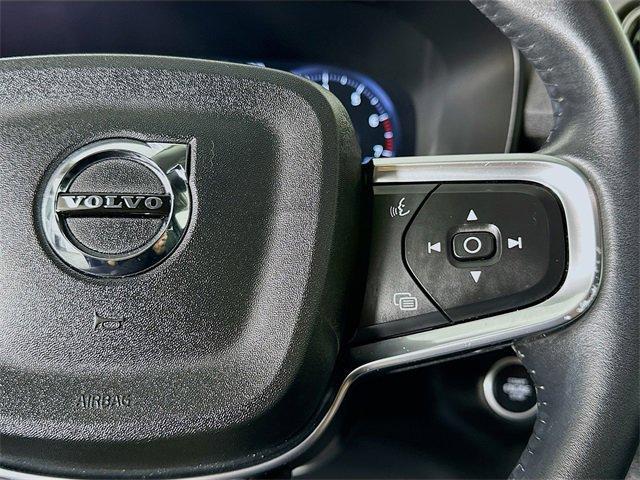 used 2021 Volvo XC40 car, priced at $25,895