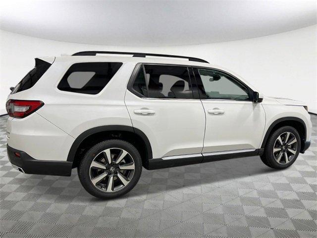 new 2025 Honda Pilot car, priced at $53,929