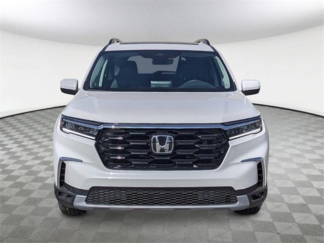 new 2025 Honda Pilot car, priced at $49,240