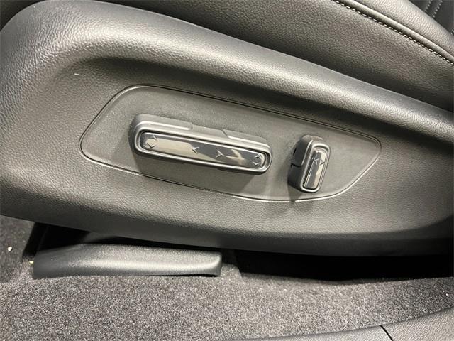 new 2025 Honda HR-V car, priced at $31,372