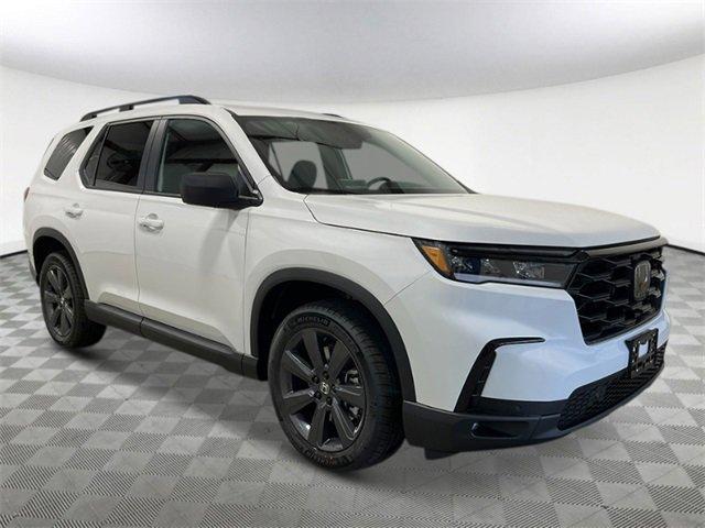 new 2025 Honda Pilot car, priced at $41,281