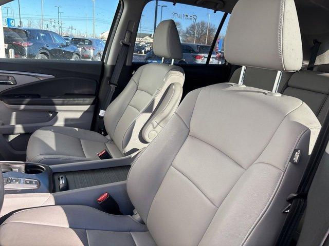 used 2022 Honda Pilot car, priced at $32,125