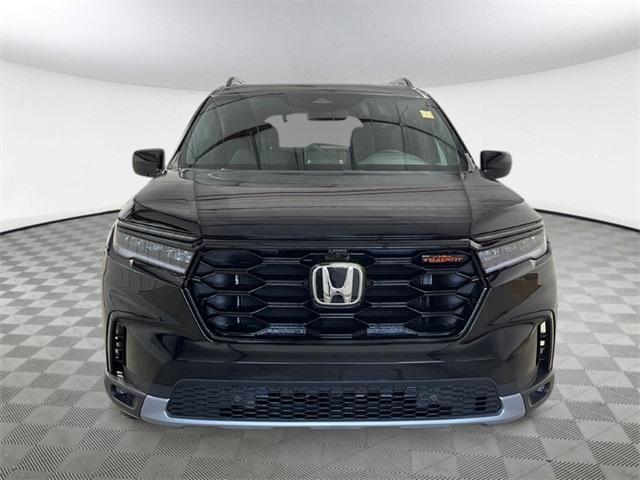 new 2025 Honda Pilot car, priced at $48,454