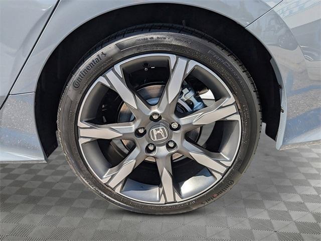 new 2025 Honda Civic Hybrid car, priced at $33,555