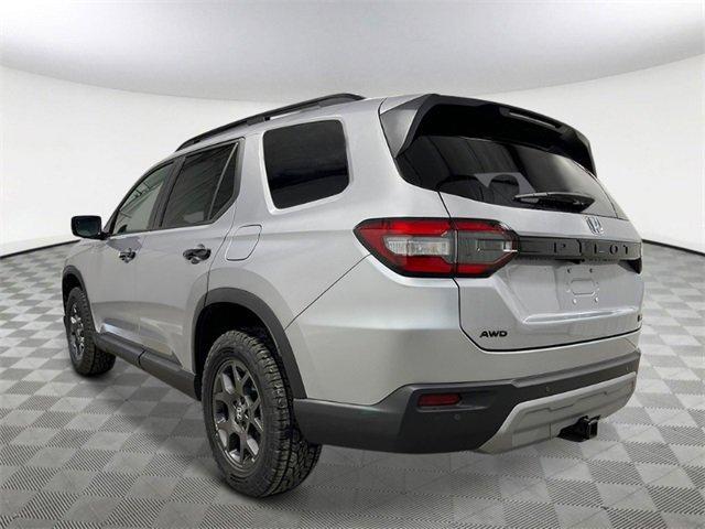 new 2025 Honda Pilot car, priced at $47,787