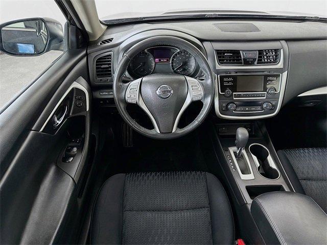 used 2016 Nissan Altima car