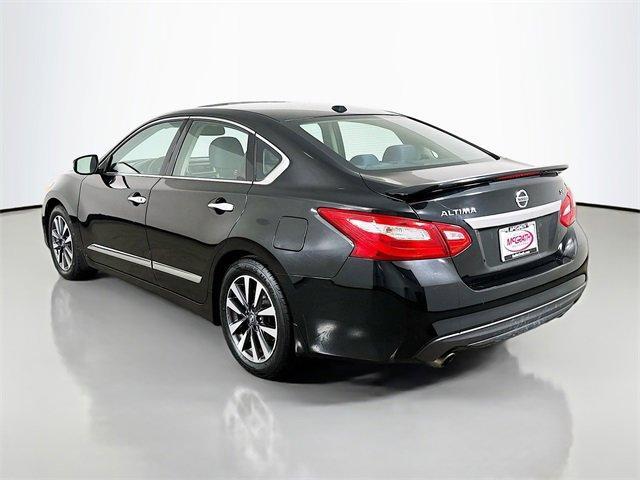 used 2016 Nissan Altima car