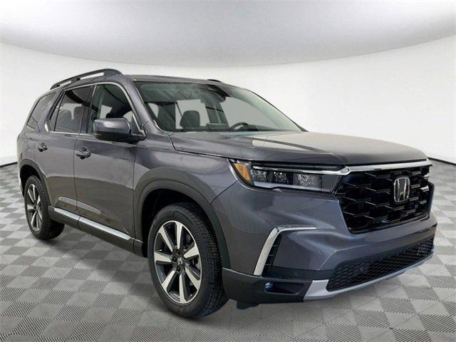 new 2025 Honda Pilot car, priced at $47,276