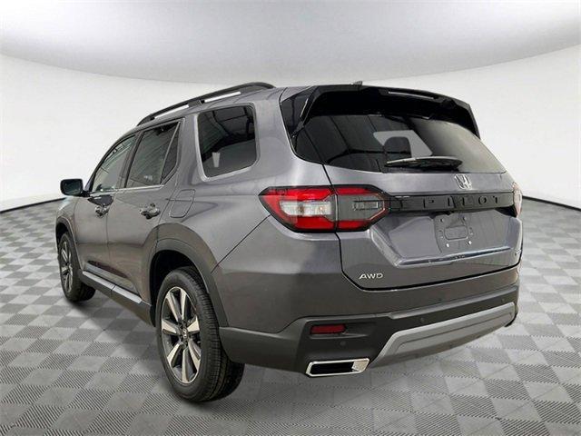 new 2025 Honda Pilot car, priced at $47,276