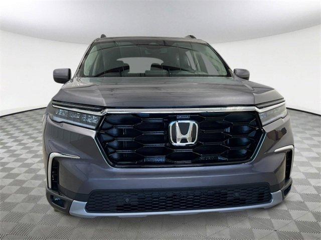 new 2025 Honda Pilot car, priced at $47,276