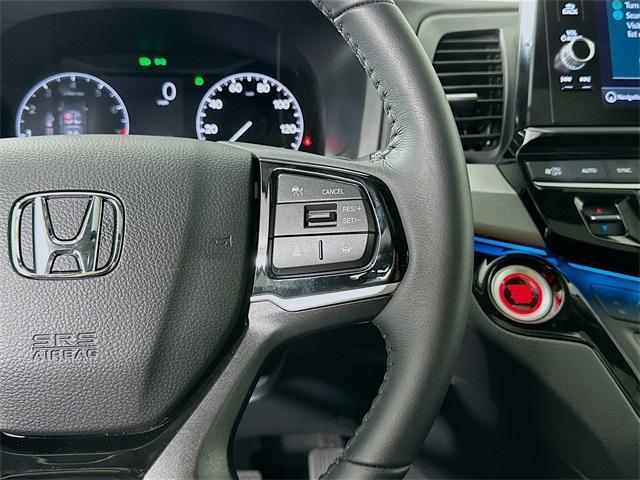 used 2025 Honda Odyssey car, priced at $44,000