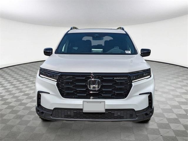 new 2025 Honda Pilot car, priced at $50,526