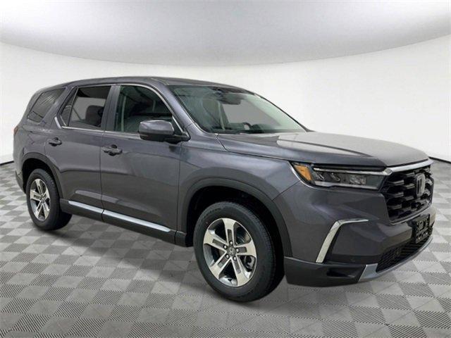 new 2025 Honda Pilot car, priced at $44,268