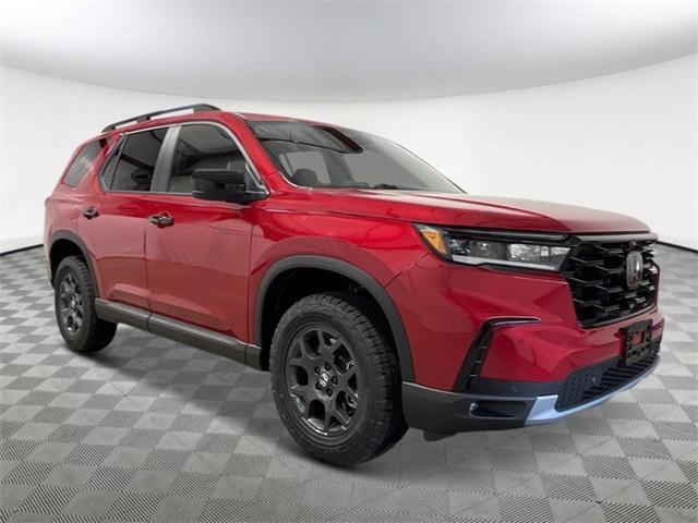 new 2025 Honda Pilot car, priced at $48,214
