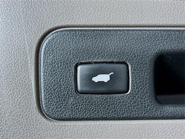 used 2016 Honda Odyssey car, priced at $13,395