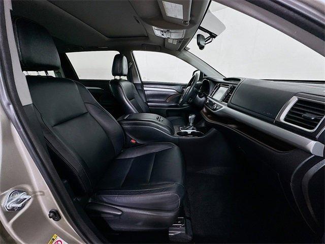 used 2016 Toyota Highlander car, priced at $18,800