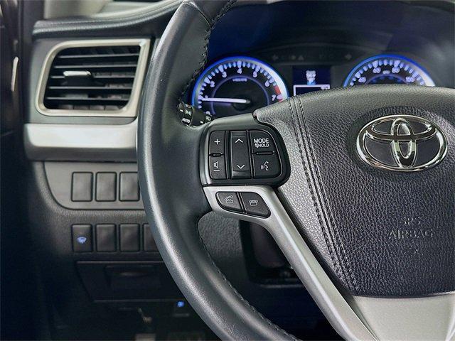 used 2016 Toyota Highlander car, priced at $18,800