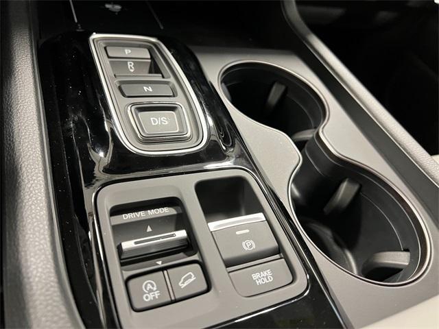 new 2025 Honda Pilot car, priced at $44,268
