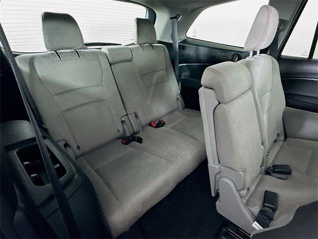 used 2021 Honda Pilot car, priced at $25,065