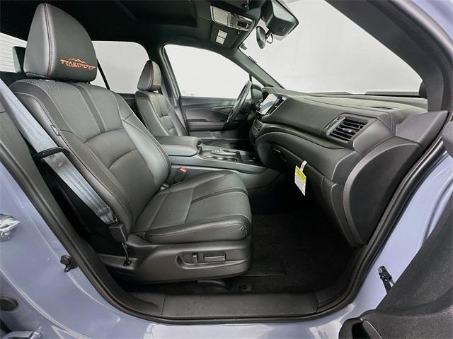used 2025 Honda Ridgeline car, priced at $40,000