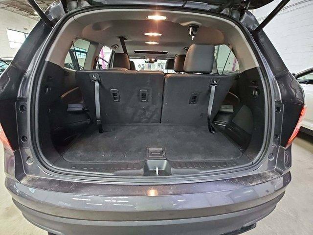 used 2022 Honda Pilot car, priced at $35,995