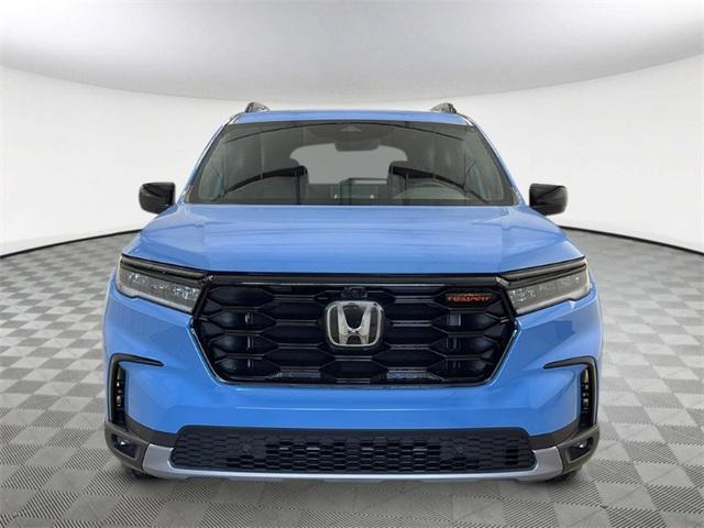 new 2025 Honda Pilot car, priced at $48,319