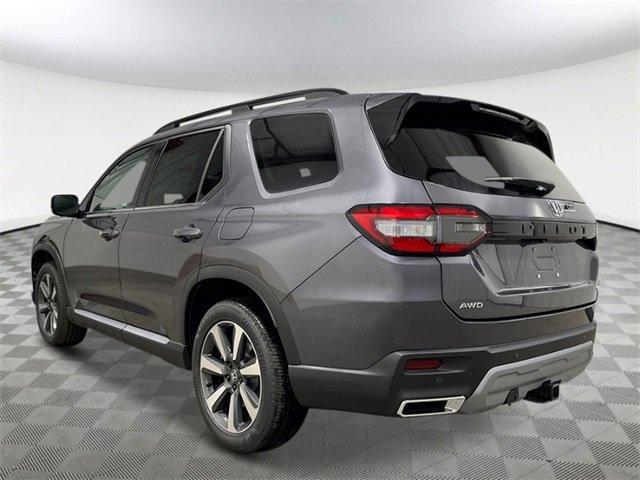 new 2025 Honda Pilot car, priced at $55,125