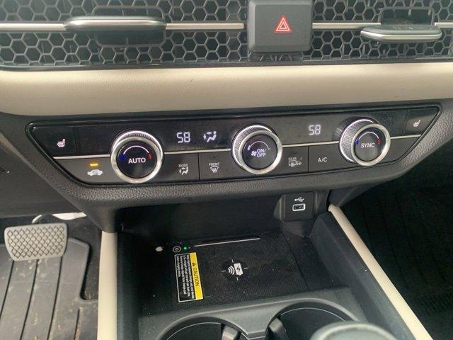 used 2025 Honda HR-V car, priced at $29,500