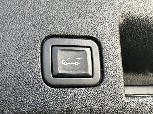 used 2022 Chevrolet Equinox car, priced at $17,250