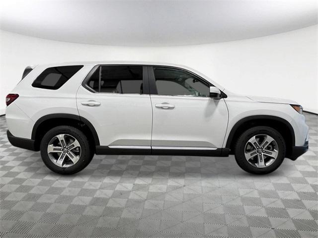 new 2025 Honda Pilot car