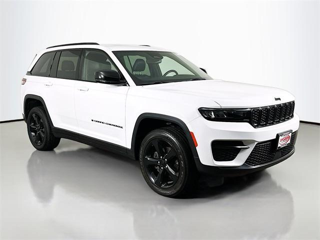 used 2022 Jeep Grand Cherokee car, priced at $27,305