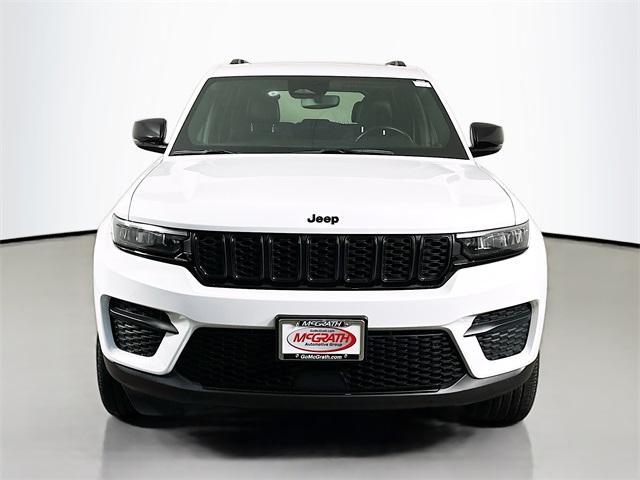 used 2022 Jeep Grand Cherokee car, priced at $27,305