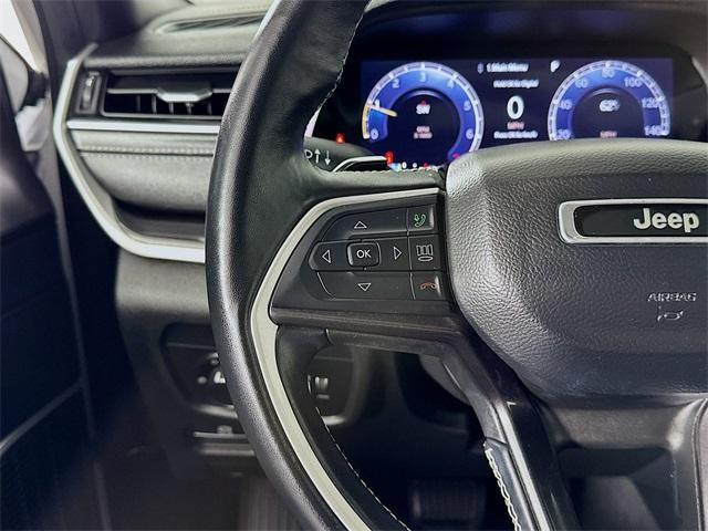 used 2022 Jeep Grand Cherokee car, priced at $27,305