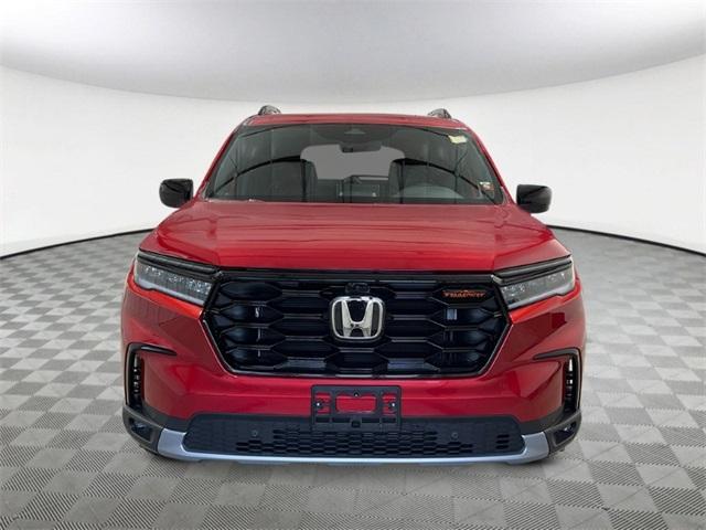 new 2025 Honda Pilot car, priced at $48,159