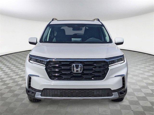 new 2025 Honda Pilot car, priced at $49,185