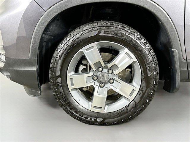 used 2025 Honda Ridgeline car, priced at $40,195