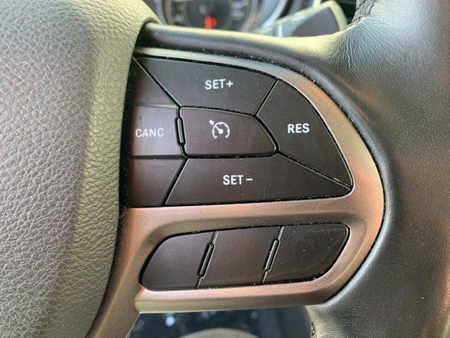 used 2019 Jeep Cherokee car