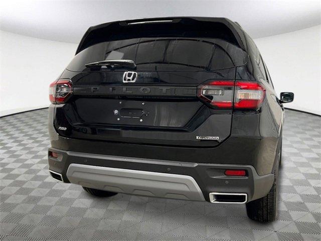 new 2025 Honda Pilot car, priced at $47,276