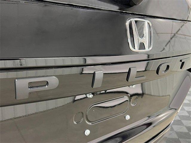 new 2025 Honda Pilot car, priced at $47,276