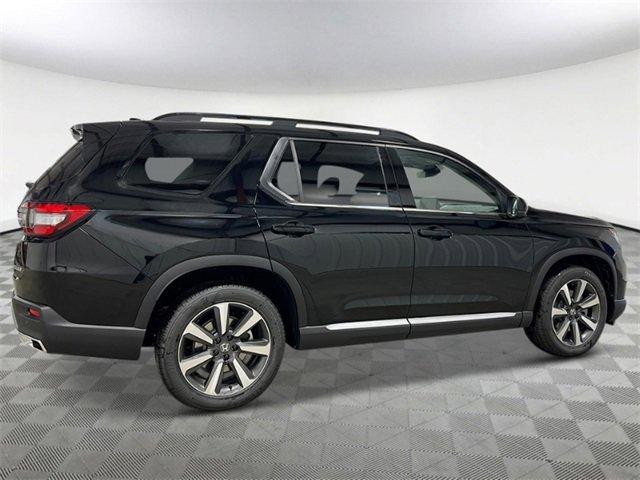 new 2025 Honda Pilot car, priced at $47,276