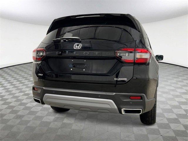 new 2025 Honda Pilot car, priced at $47,276