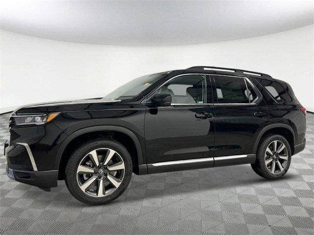 new 2025 Honda Pilot car, priced at $47,276